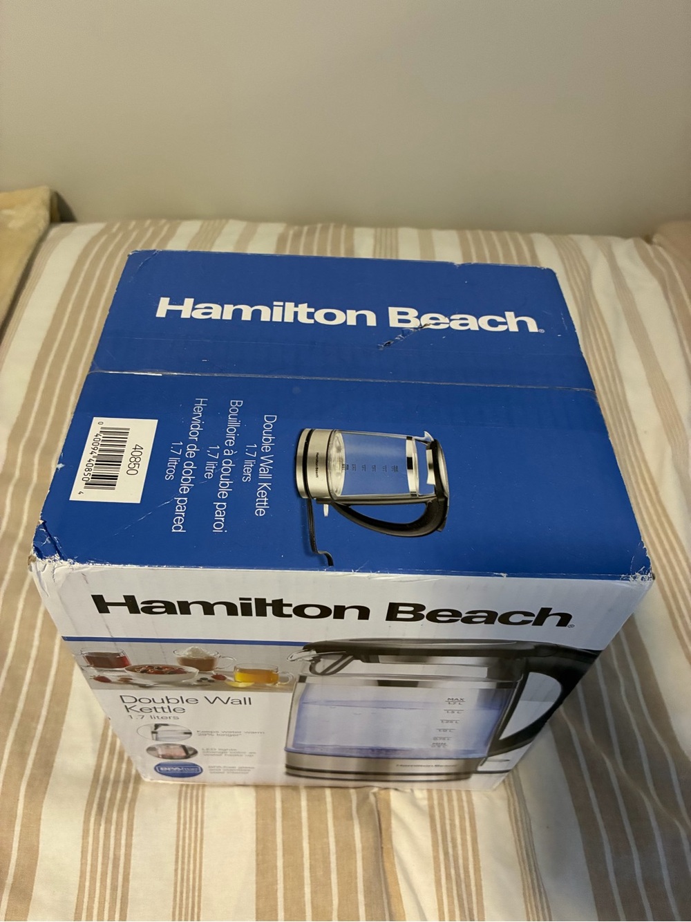 Hamilton Beach Blue and Black Double Wall Electric Kettle - Picture 3 of 3